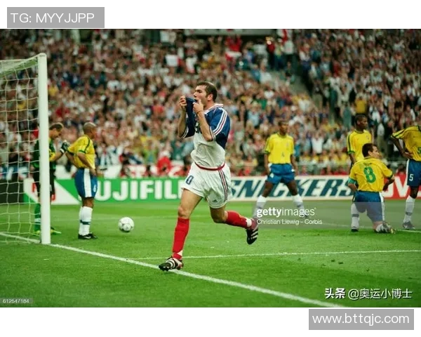 变身足球传奇齐达内 解锁超凡技巧与足球智慧的完美融合 变身足球传奇齐达内 解锁超凡技巧与足球智慧的完美融合