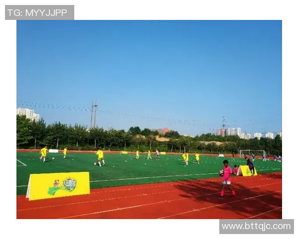 德云社足球球星的崛起与挑战 解读他们在绿茵场上的精彩表现与未来前景 德云社足球球星的崛起与挑战 解读他们在绿茵场上的精彩表现与未来前景