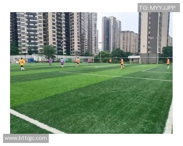 足球巨星下场对决草根高手掀起热血业余挑战赛风暴 足球巨星下场对决草根高手掀起热血业余挑战赛风暴