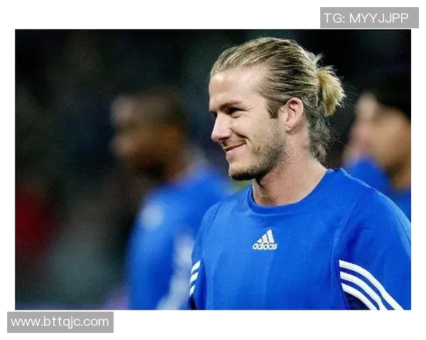 中长发足球球星盘点:从帅气发型到场上英姿展现独特魅力 中长发足球球星盘点:从帅气发型到场上英姿展现独特魅力